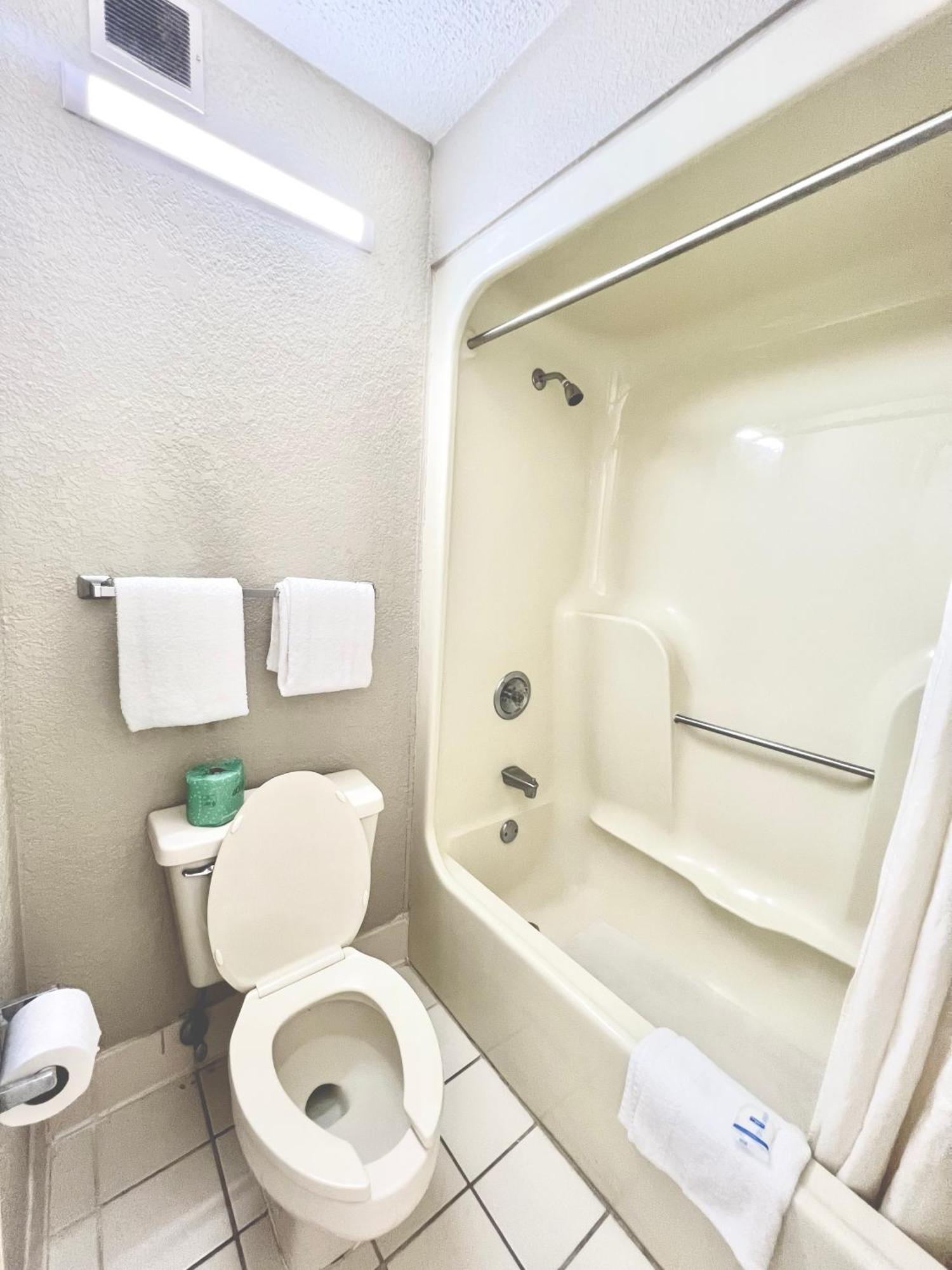 Rodeway Inn Expo Center Spartanburg Ngoại thất bức ảnh