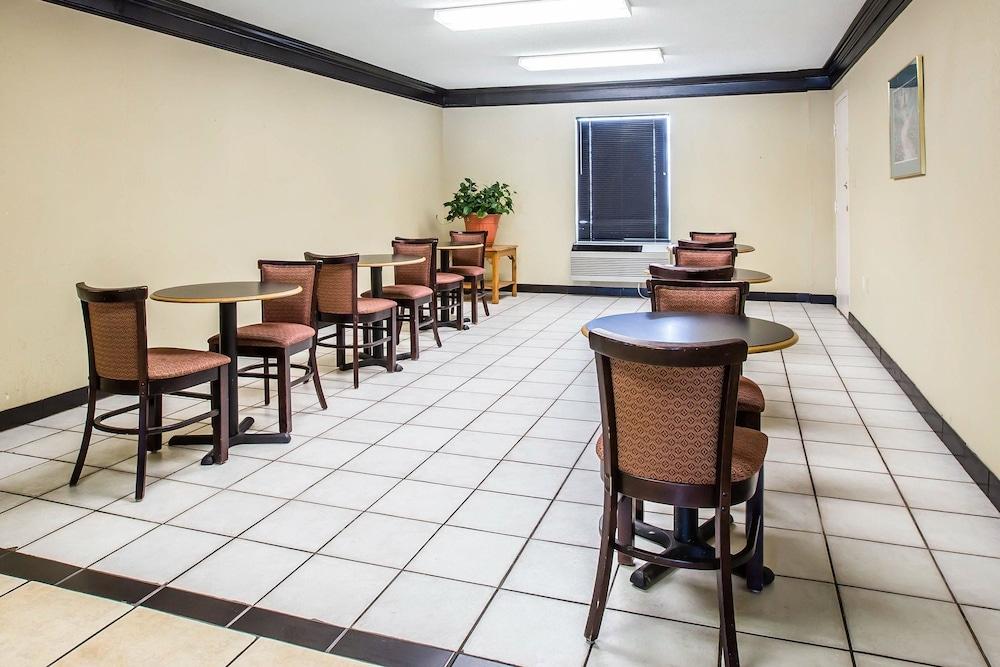 Rodeway Inn Expo Center Spartanburg Ngoại thất bức ảnh