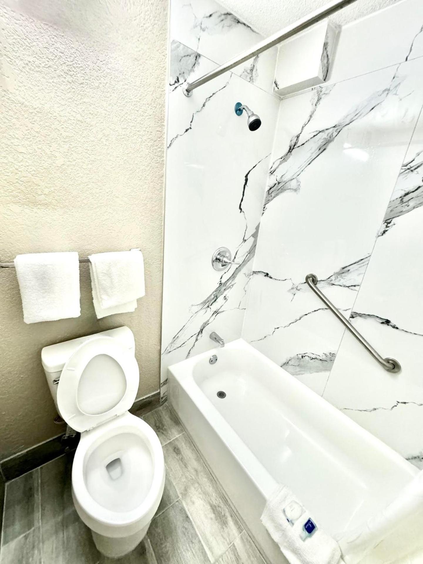 Rodeway Inn Expo Center Spartanburg Ngoại thất bức ảnh